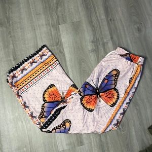 Butterfly flowy pants